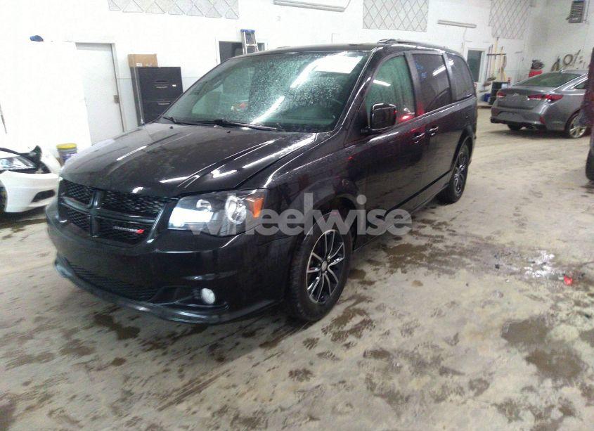 Photo 2 of 2018 Dodge Grand CARAVAN GT (VIN 2C4RDGEG4JR249113)