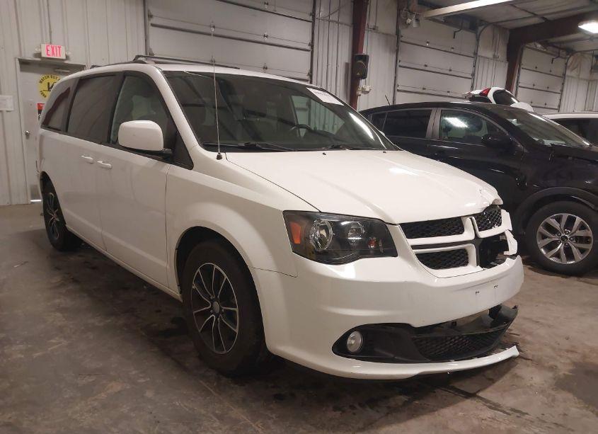 2018 Dodge Grand CARAVAN GT (VIN 2C4RDGEG4JR302098) main photo