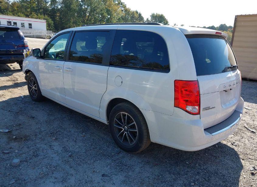 Photo 3 of 2018 Dodge Grand CARAVAN GT (VIN 2C4RDGEG4JR340981)