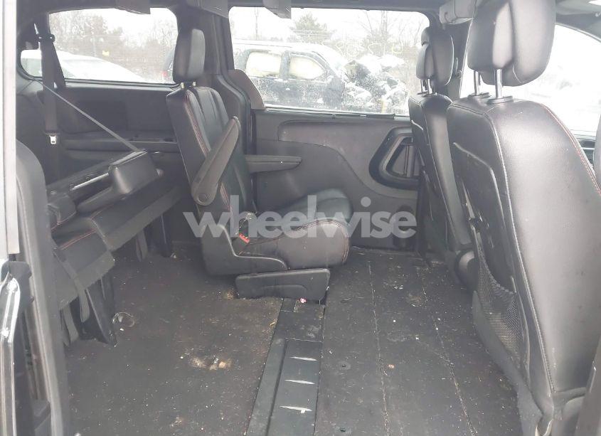 Photo 8 of 2018 Dodge Grand CARAVAN GT (VIN 2C4RDGEG4JR345680)