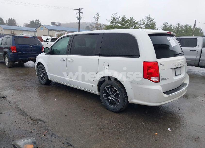 Photo 3 of 2019 Dodge Grand CARAVAN GT (VIN 2C4RDGEG4KR557206)