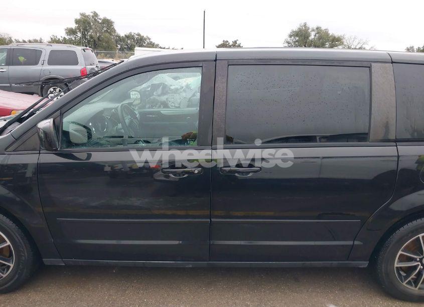 Photo 14 of 2015 Dodge Grand CARAVAN R/T (VIN 2C4RDGEG5FR598224)