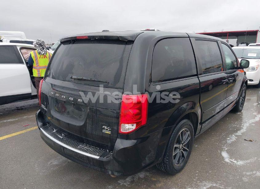 Photo 4 of 2015 Dodge Grand CARAVAN R/T (VIN 2C4RDGEG5FR598224)
