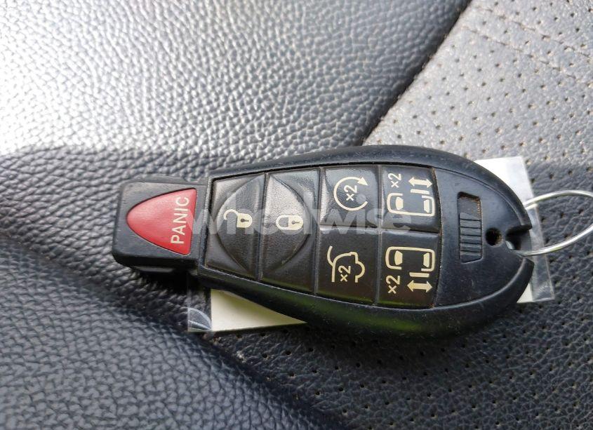 Photo 11 of 2016 Dodge Grand CARAVAN R/T (VIN 2C4RDGEG5GR352324)