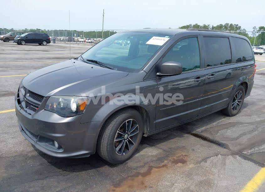 Photo 2 of 2016 Dodge Grand CARAVAN R/T (VIN 2C4RDGEG5GR352324)