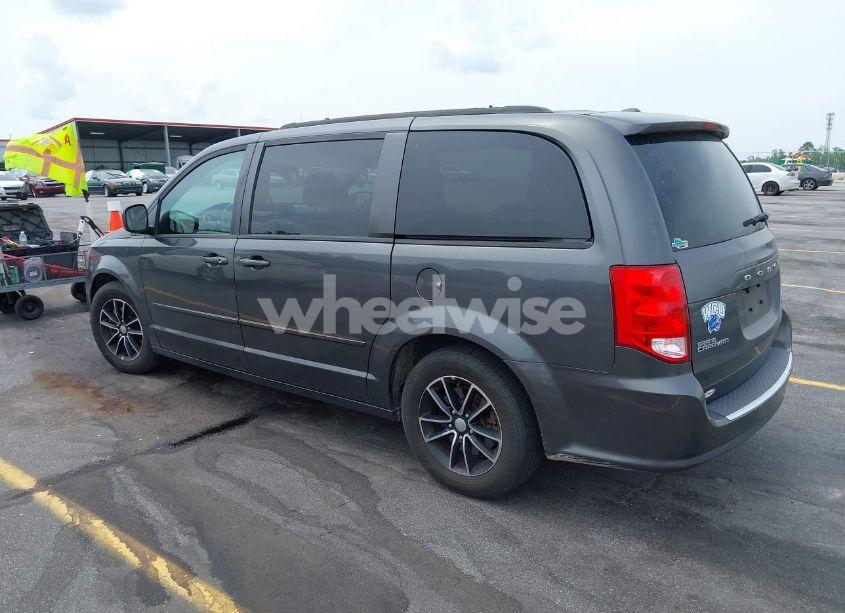 Photo 3 of 2016 Dodge Grand CARAVAN R/T (VIN 2C4RDGEG5GR352324)