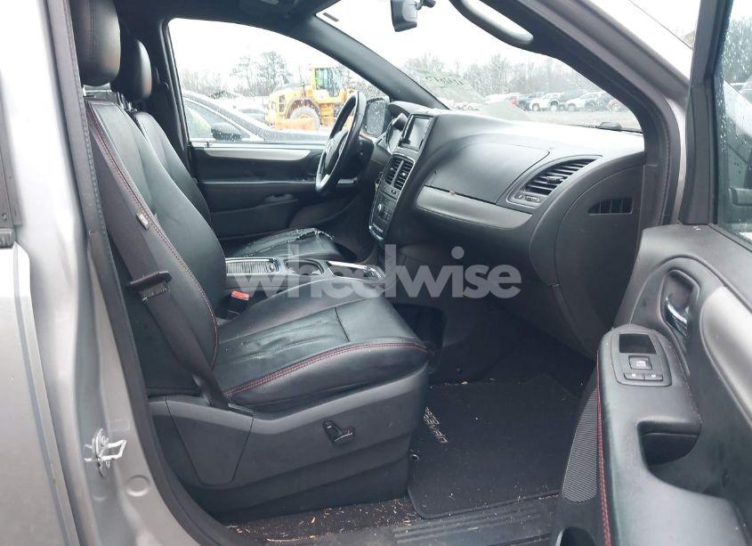 Photo 5 of 2017 Dodge Grand CARAVAN GT (VIN 2C4RDGEG5HR766463)