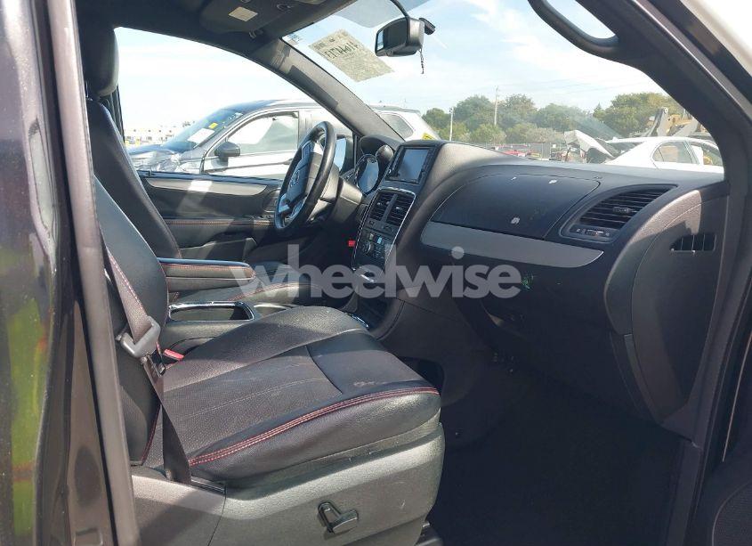 Photo 5 of 2017 Dodge Grand CARAVAN GT (VIN 2C4RDGEG5HR799267)