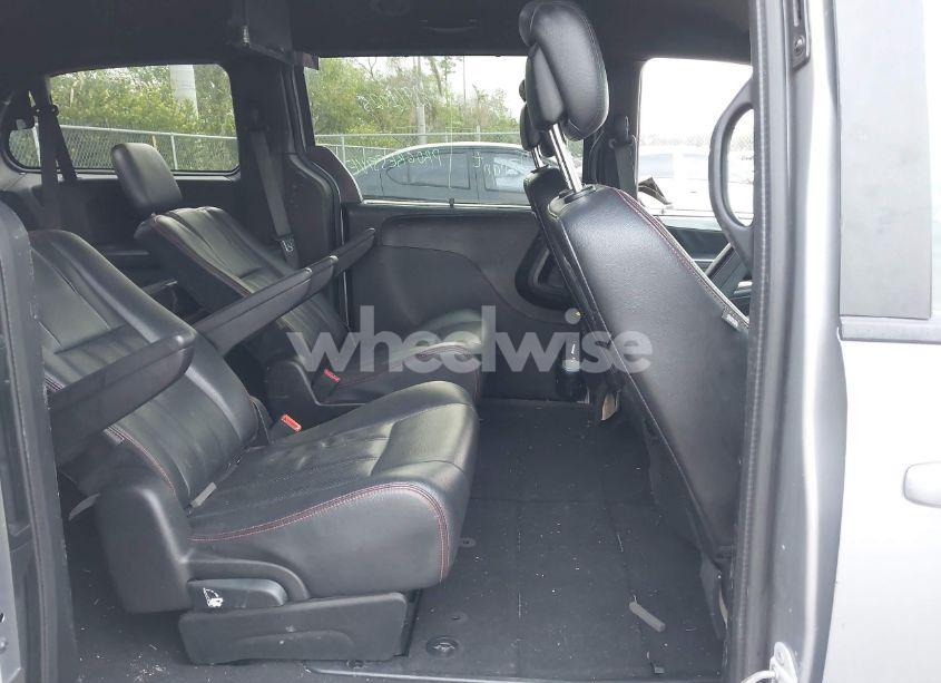 Photo 8 of 2018 Dodge Grand CARAVAN GT (VIN 2C4RDGEG5JR331741)