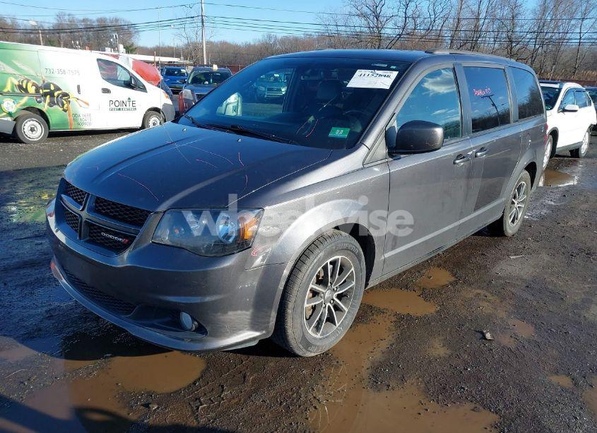 Photo 2 of 2018 Dodge Grand CARAVAN GT (VIN 2C4RDGEG5JR336406)