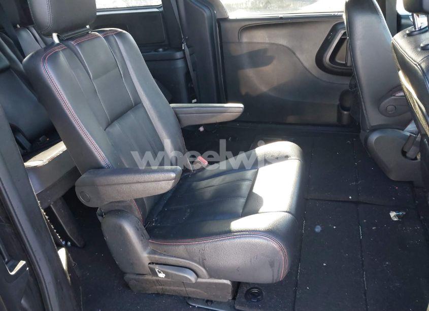 Photo 8 of 2018 Dodge Grand CARAVAN GT (VIN 2C4RDGEG5JR336406)