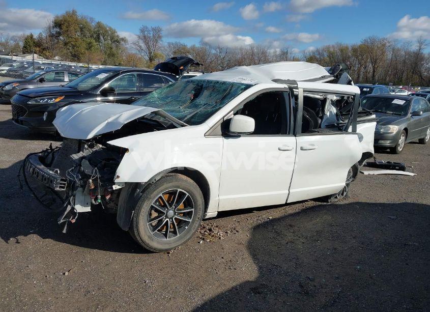 Photo 2 of 2019 Dodge Grand CARAVAN GT (VIN 2C4RDGEG5KR562740)