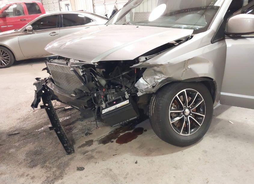 Photo 6 of 2019 Dodge Grand CARAVAN GT (VIN 2C4RDGEG5KR623293)