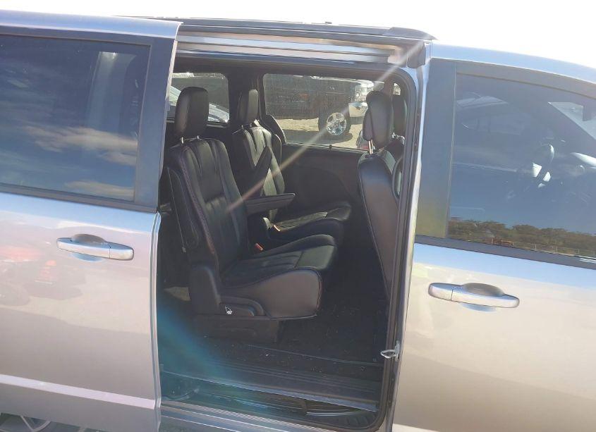 Photo 8 of 2019 Dodge Grand CARAVAN GT (VIN 2C4RDGEG5KR635394)