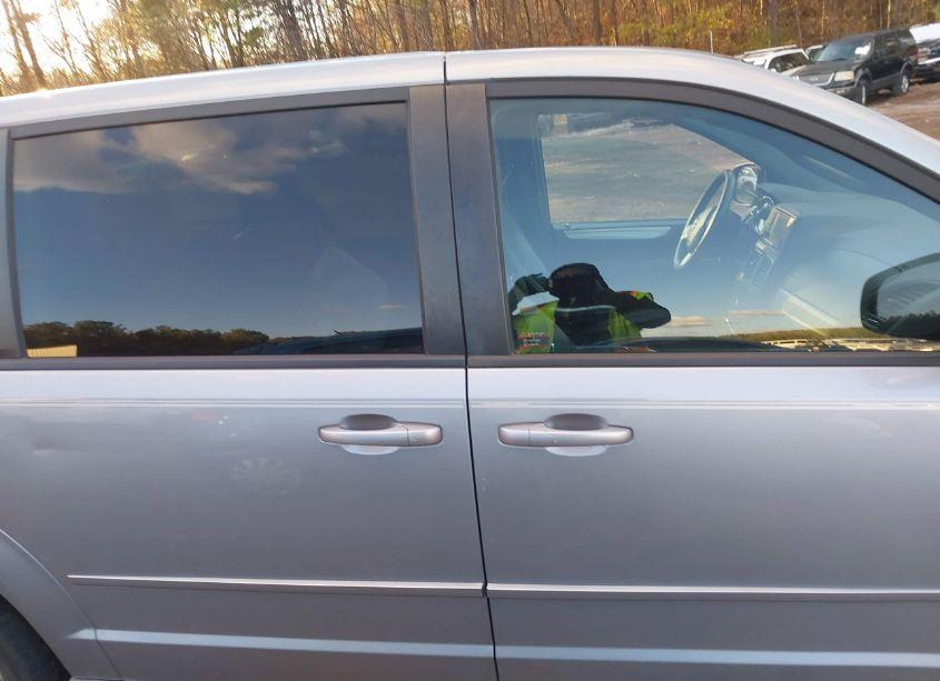 Photo 13 of 2015 Dodge Grand CARAVAN R/T (VIN 2C4RDGEG6FR591542)