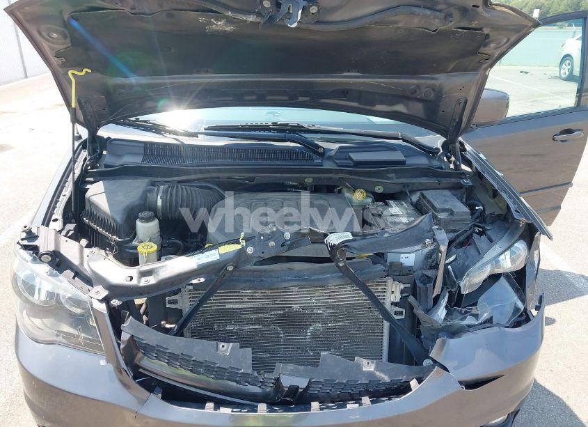 Photo 10 of 2015 Dodge Grand CARAVAN R/T (VIN 2C4RDGEG6FR639282)