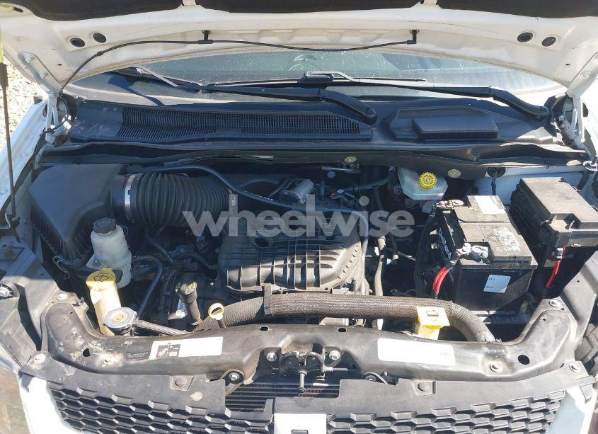 Photo 10 of 2016 Dodge Grand CARAVAN R/T (VIN 2C4RDGEG6GR249249)