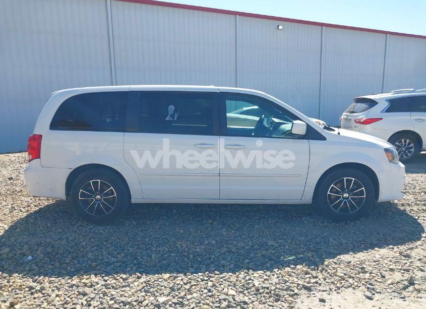 Photo 13 of 2016 Dodge Grand CARAVAN R/T (VIN 2C4RDGEG6GR249249)