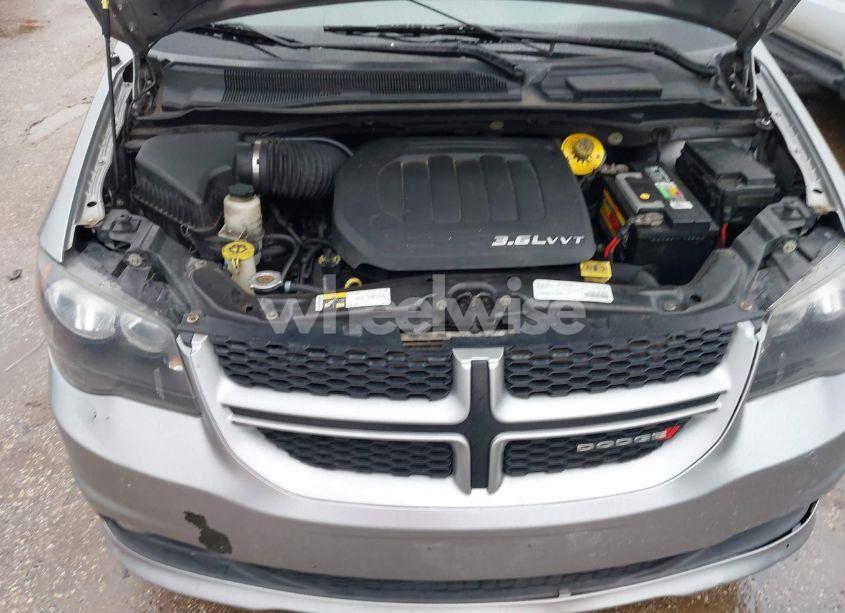 Photo 10 of 2016 Dodge Grand CARAVAN R/T (VIN 2C4RDGEG6GR319283)