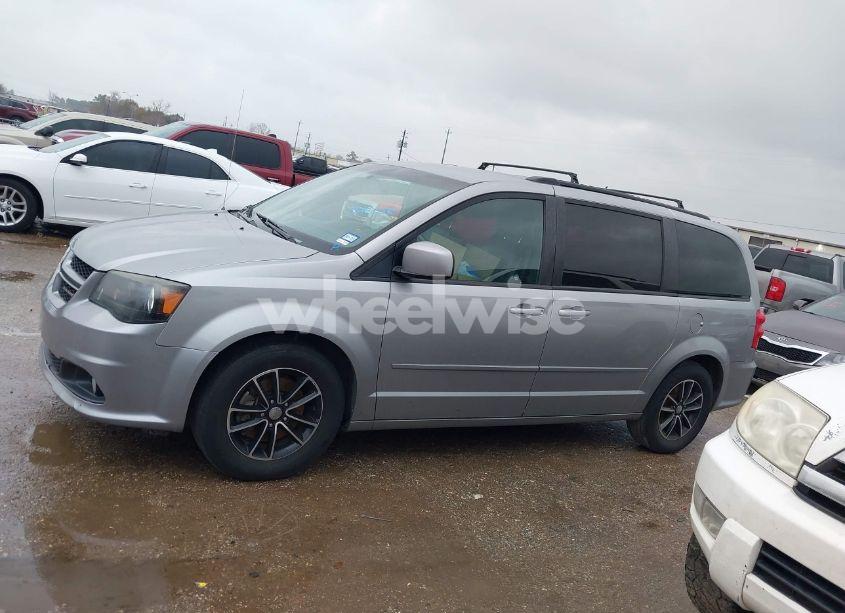 Photo 14 of 2016 Dodge Grand CARAVAN R/T (VIN 2C4RDGEG6GR319283)