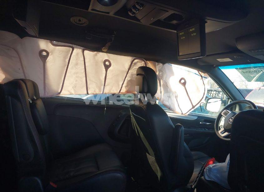 Photo 8 of 2016 Dodge Grand CARAVAN R/T (VIN 2C4RDGEG6GR340845)
