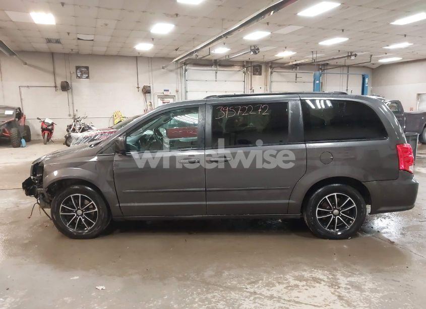 Photo 14 of 2016 Dodge Grand CARAVAN R/T (VIN 2C4RDGEG6GR370850)