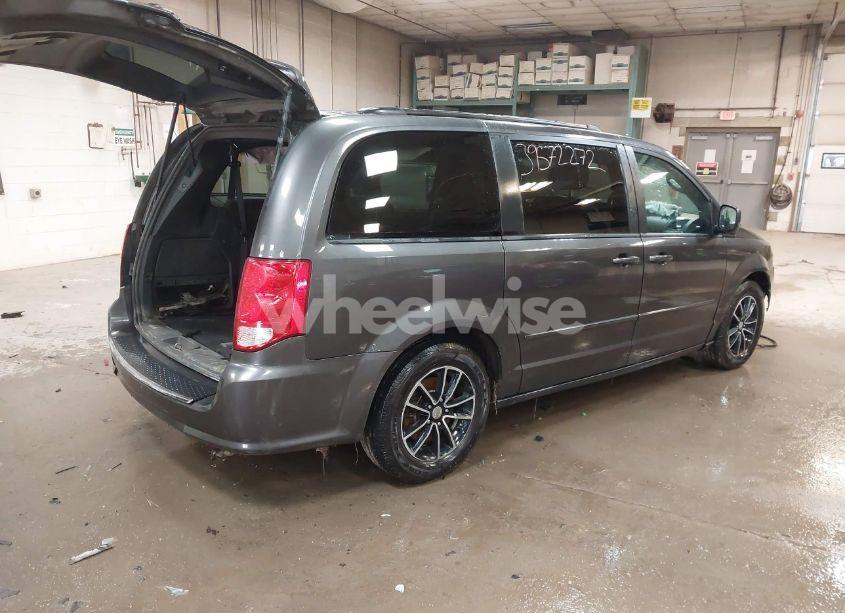 Photo 4 of 2016 Dodge Grand CARAVAN R/T (VIN 2C4RDGEG6GR370850)