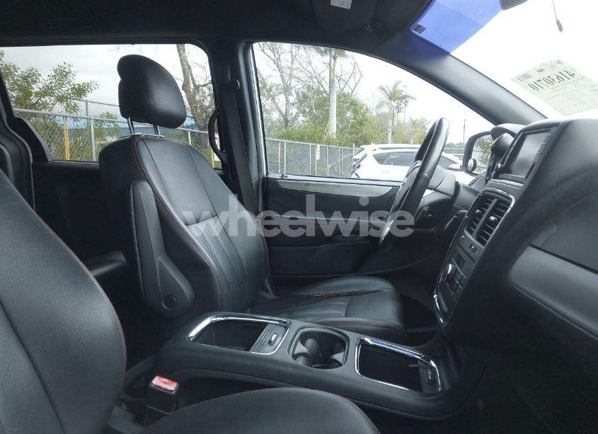 Photo 5 of 2018 Dodge Grand CARAVAN GT (VIN 2C4RDGEG6JR145318)