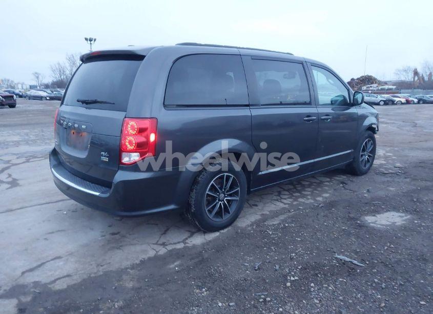 Photo 4 of 2018 Dodge Grand CARAVAN GT (VIN 2C4RDGEG6JR196530)
