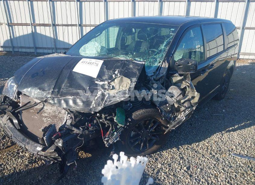 Photo 2 of 2020 Dodge Grand CARAVAN GT (VIN 2C4RDGEG6LR202393)