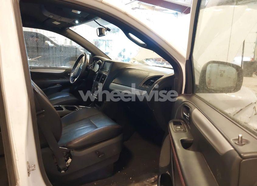 Photo 5 of 2017 Dodge Grand CARAVAN GT (VIN 2C4RDGEG7HR697033)