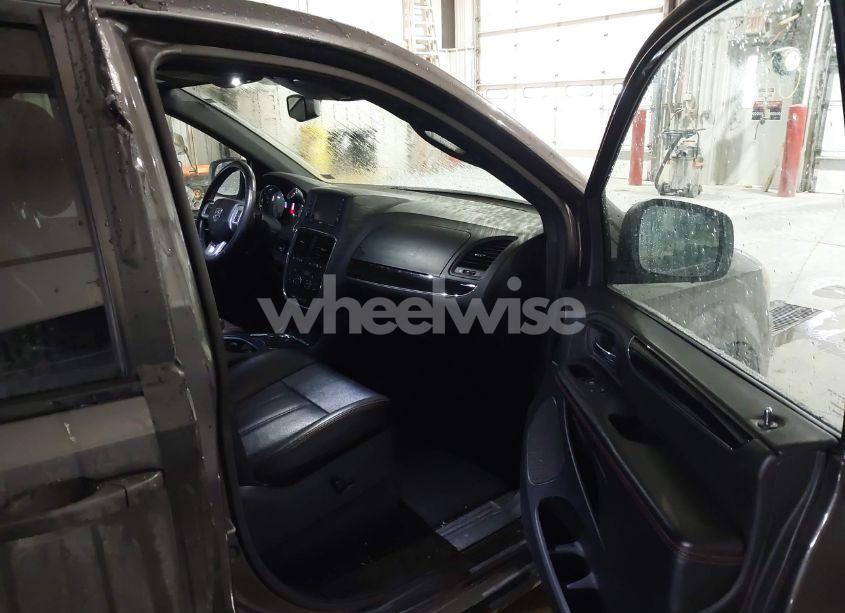 Photo 5 of 2018 Dodge Grand CARAVAN GT (VIN 2C4RDGEG7JR222388)