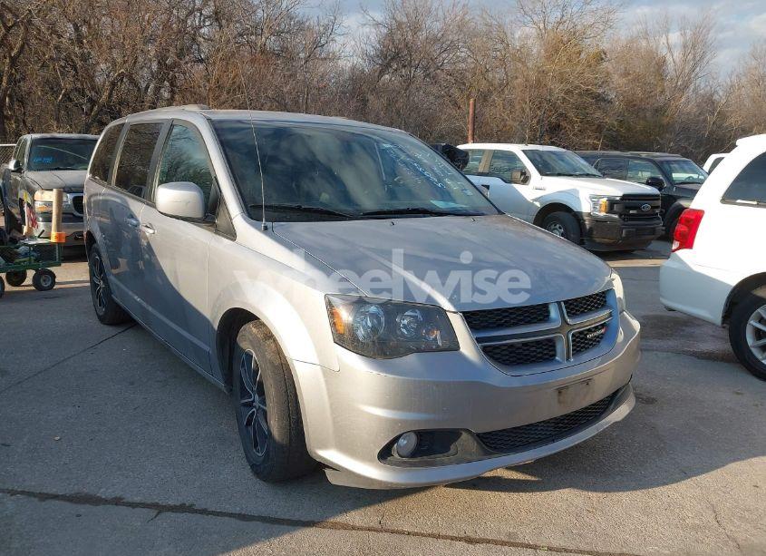 2019 Dodge Grand CARAVAN GT (VIN 2C4RDGEG7KR565851) main photo