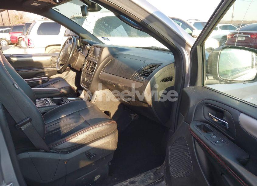 Photo 5 of 2019 Dodge Grand CARAVAN GT (VIN 2C4RDGEG7KR565851)