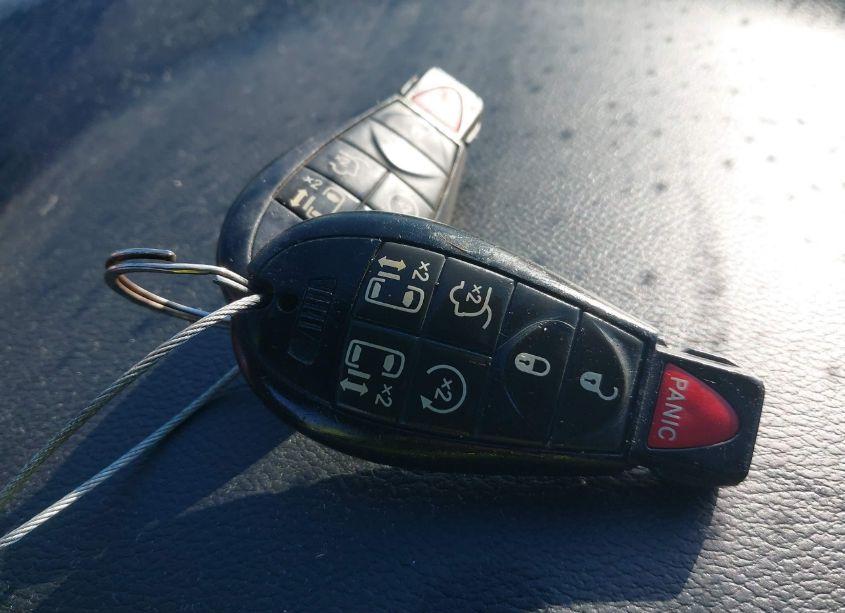 Photo 11 of 2014 Dodge Grand CARAVAN R/T (VIN 2C4RDGEG8ER148646)