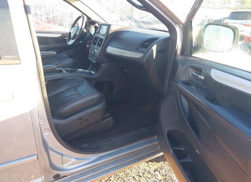 Photo 5 of 2014 Dodge Grand CARAVAN R/T (VIN 2C4RDGEG8ER148646)