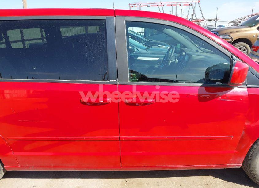 Photo 13 of 2014 Dodge Grand CARAVAN R/T (VIN 2C4RDGEG8ER214581)