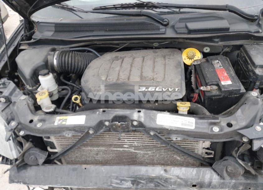 Photo 10 of 2014 Dodge Grand CARAVAN R/T (VIN 2C4RDGEG8ER451314)