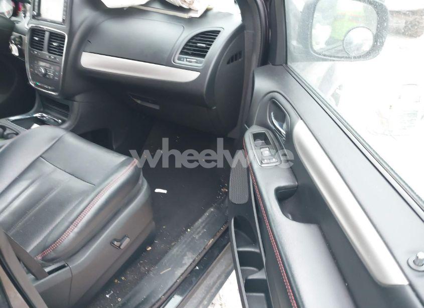 Photo 5 of 2014 Dodge Grand CARAVAN R/T (VIN 2C4RDGEG8ER451314)