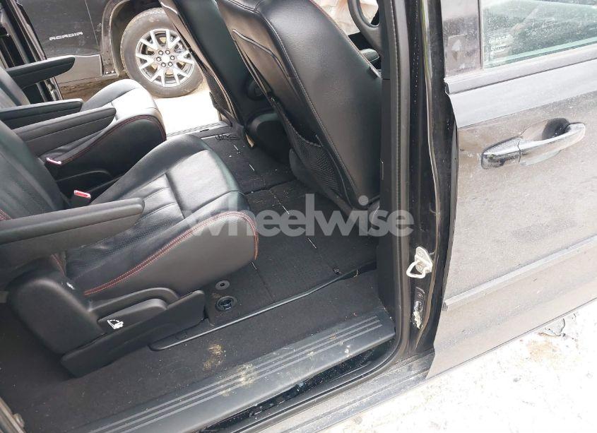 Photo 8 of 2014 Dodge Grand CARAVAN R/T (VIN 2C4RDGEG8ER451314)