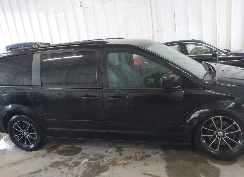 Photo 13 of 2016 Dodge Grand CARAVAN R/T (VIN 2C4RDGEG8GR384281)