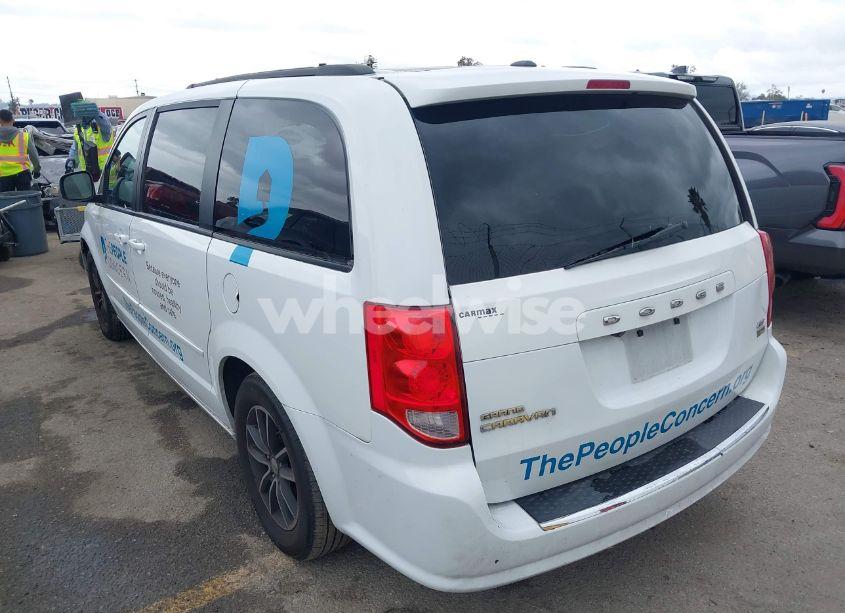 Photo 3 of 2017 Dodge Grand CARAVAN GT (VIN 2C4RDGEG8HR852866)