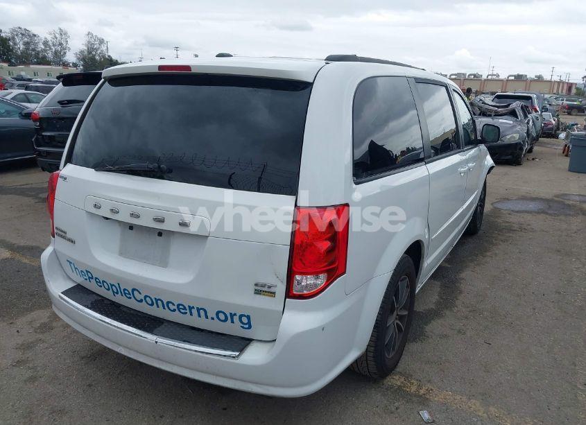 Photo 4 of 2017 Dodge Grand CARAVAN GT (VIN 2C4RDGEG8HR852866)