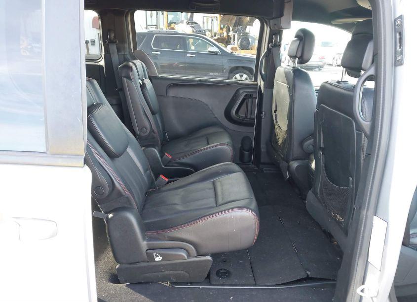 Photo 8 of 2018 Dodge Grand CARAVAN GT (VIN 2C4RDGEG8JR205468)