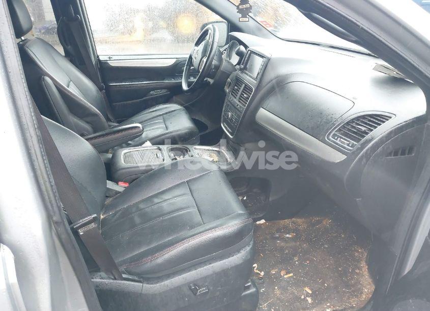 Photo 5 of 2018 Dodge Grand CARAVAN GT (VIN 2C4RDGEG8JR324122)