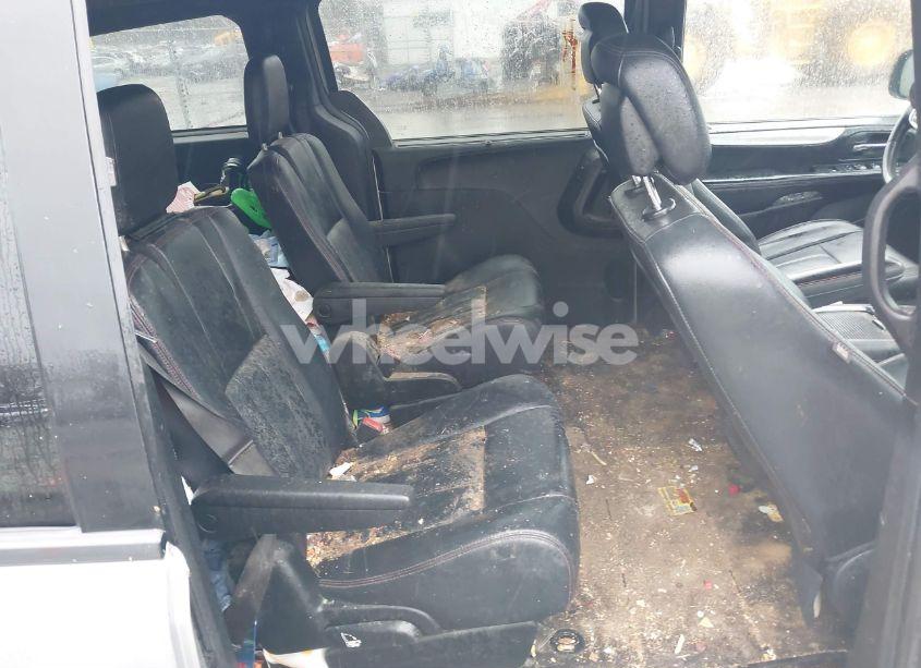 Photo 8 of 2018 Dodge Grand CARAVAN GT (VIN 2C4RDGEG8JR324122)