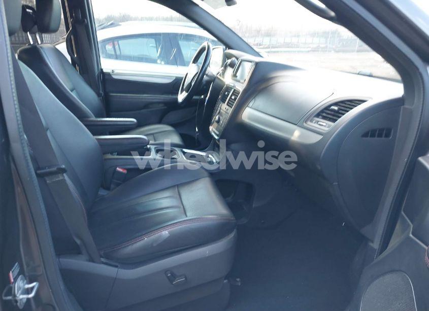 Photo 5 of 2018 Dodge Grand CARAVAN GT (VIN 2C4RDGEG8JR336528)