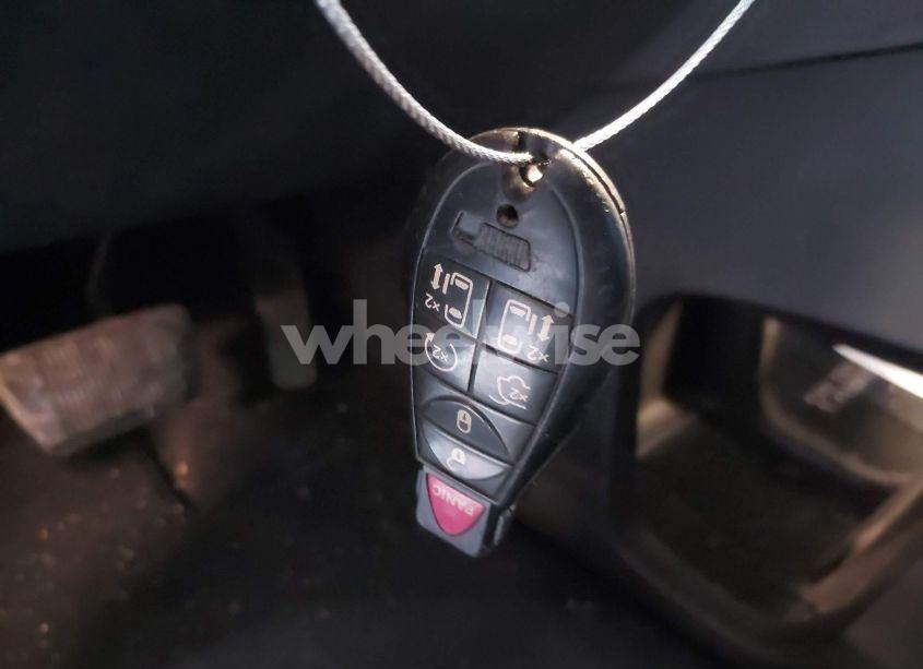 Photo 11 of 2014 Dodge Grand CARAVAN R/T (VIN 2C4RDGEG9ER323695)