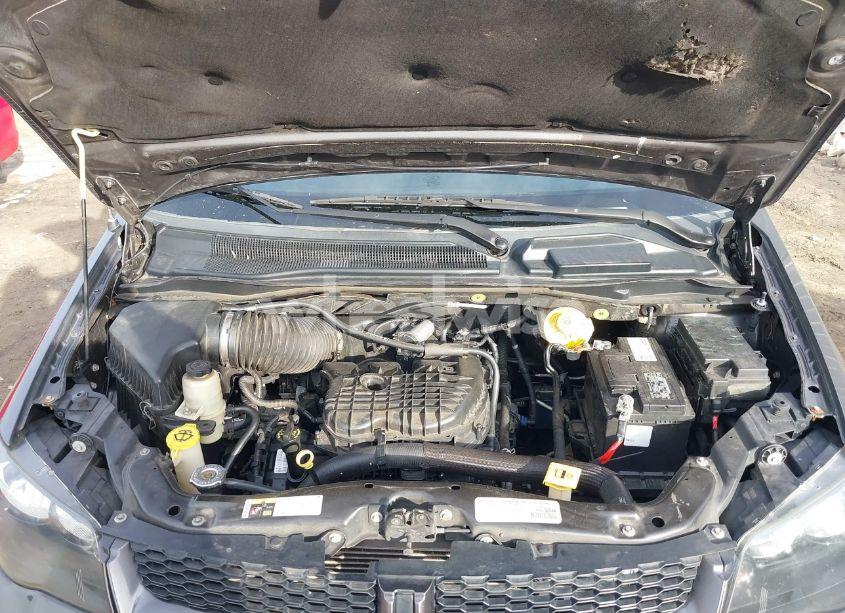 Photo 10 of 2016 Dodge Grand CARAVAN R/T (VIN 2C4RDGEG9GR224216)