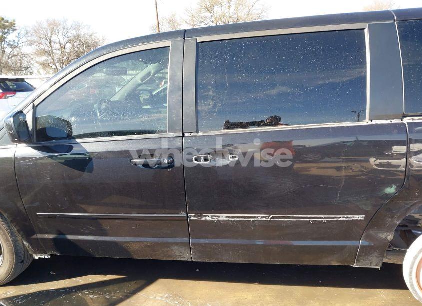 Photo 15 of 2016 Dodge Grand CARAVAN R/T (VIN 2C4RDGEG9GR319584)